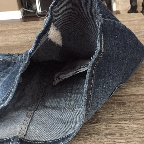 CUTE Destroyed Jean Skirt💖🌸 - Picture 5 of 5